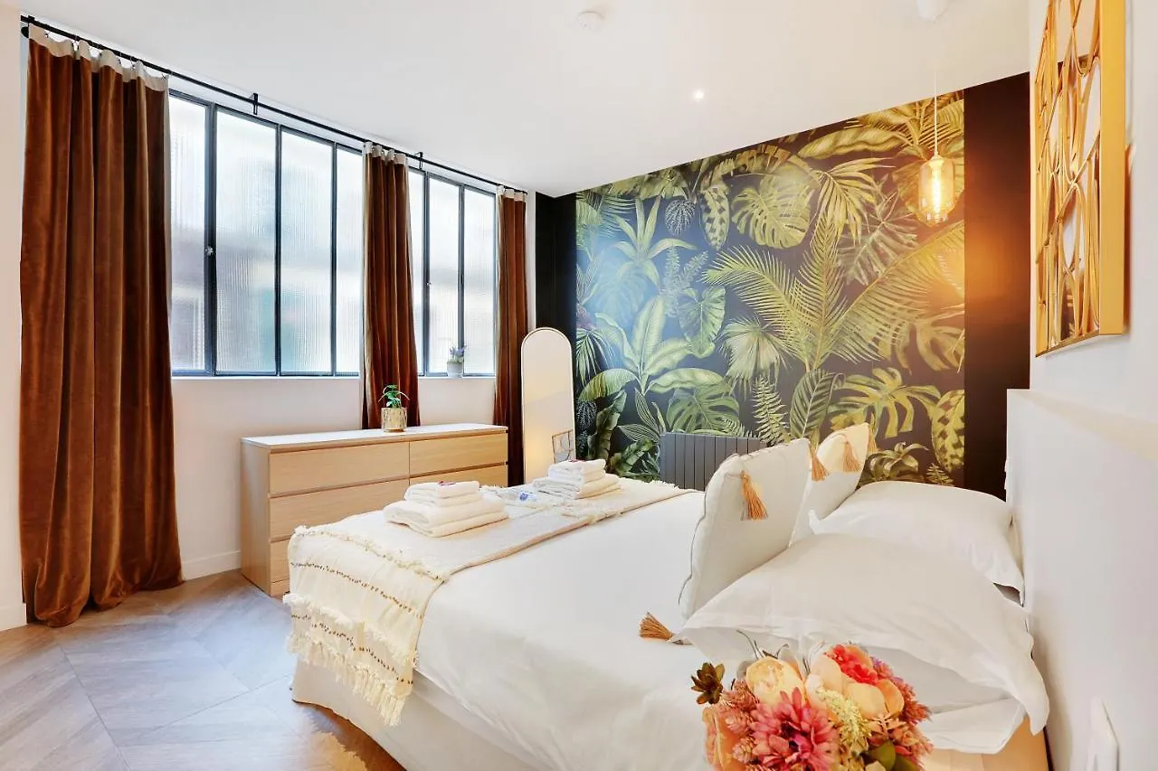 Spacious - 4br-10p - Place De La Republique *