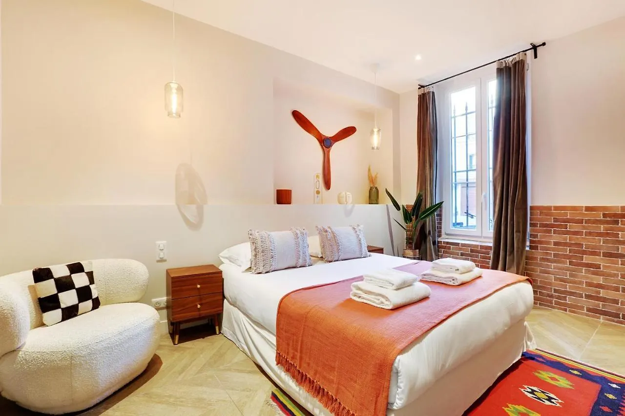 Spacious - 4br-10p - Place De La Republique 公寓 *